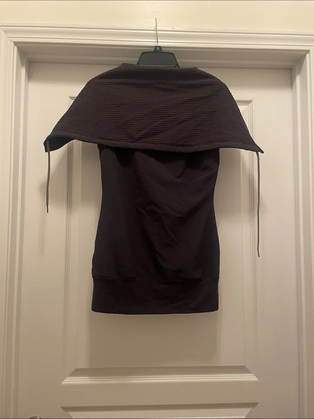 Nike Black Sleeveless‎ Zip Hoodie with Textured Hood